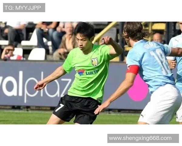 中国足球青年队迎战巴西青年队展现青春风采与竞技激情