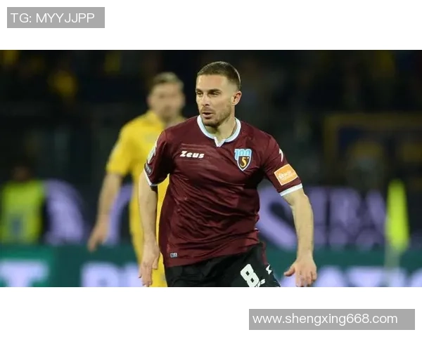 特拉亚尔与诺维帕扎尔精彩对决直播全程回顾与分析